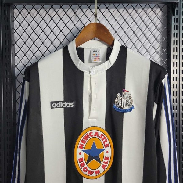 MAILLOT RETRO VINTAGE NEWCASTLE HOME 1995-97 MANCHES LONGUES (2)
