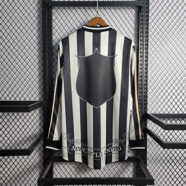 MAILLOT RETRO VINTAGE NEWCASTLE HOME 1997-99 MANCHES LONGUES (3)